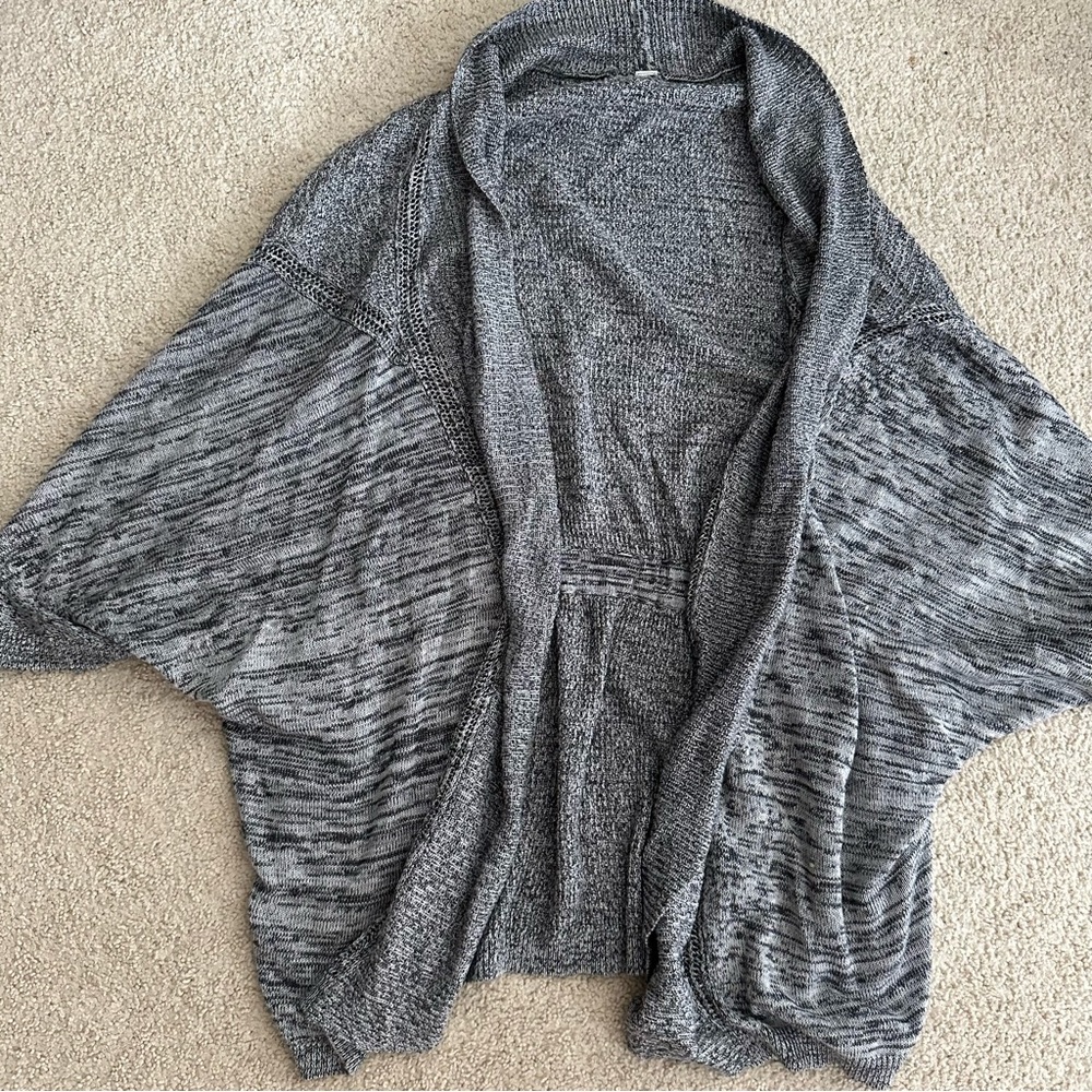 Like new lululemon cardigan